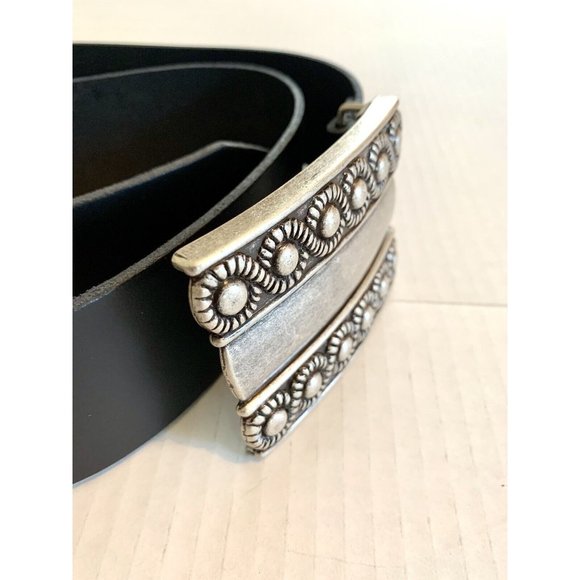 women’s black leather belt with silver embossed buckle made in Spain. - Picture 8 of 10